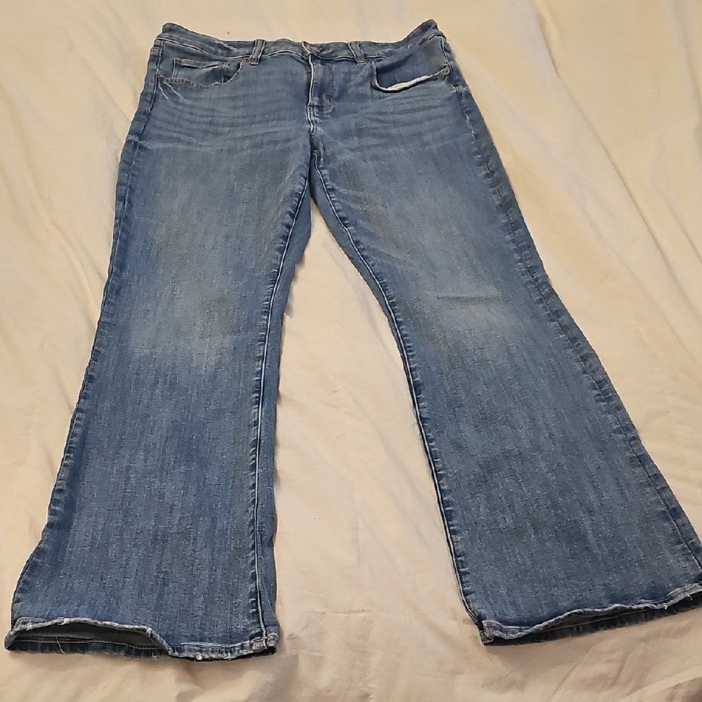 American Eagle Kick Boot Jeans - Picture 2 of 9